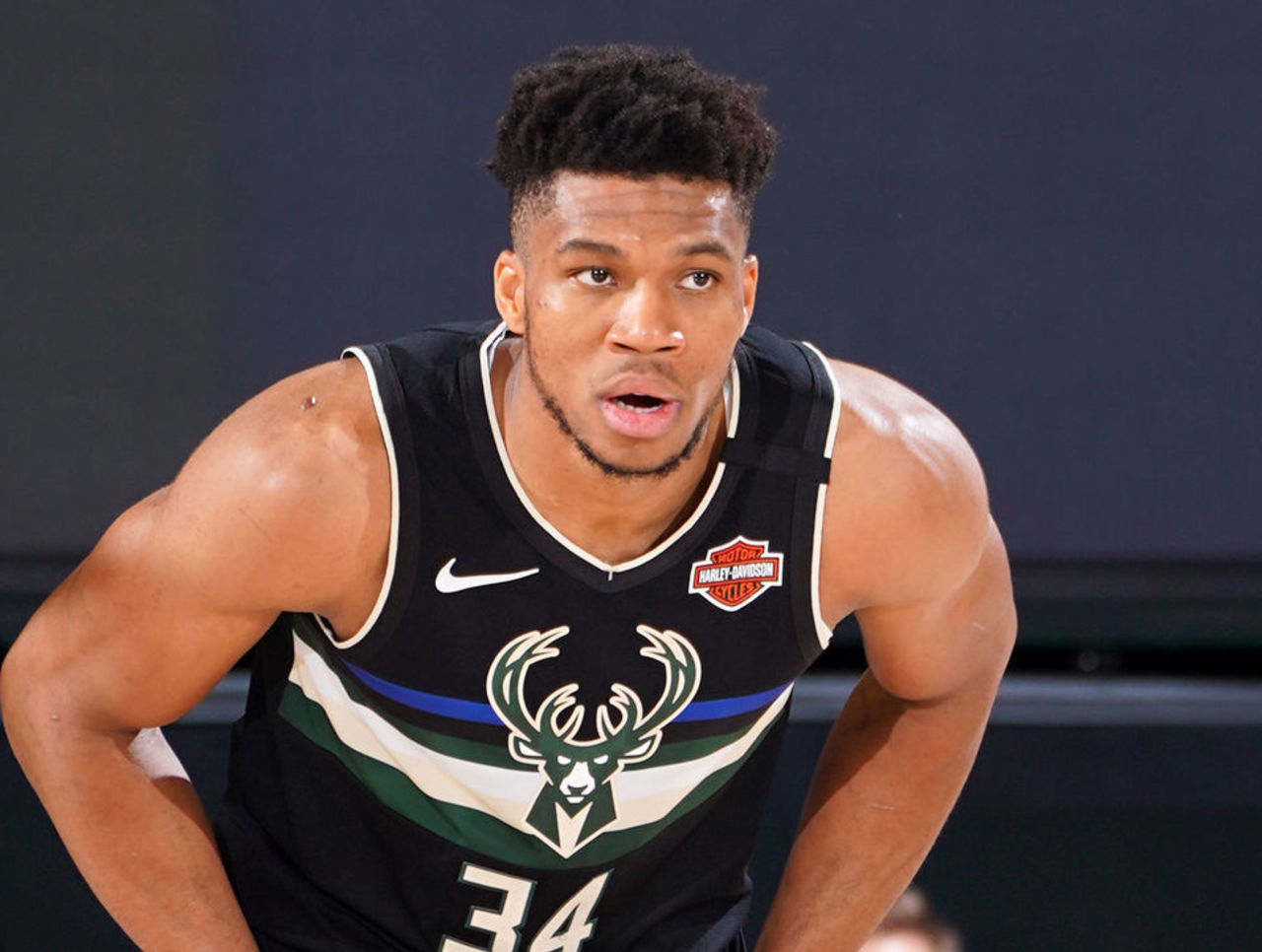 它巧妙地将 它巧妙地将