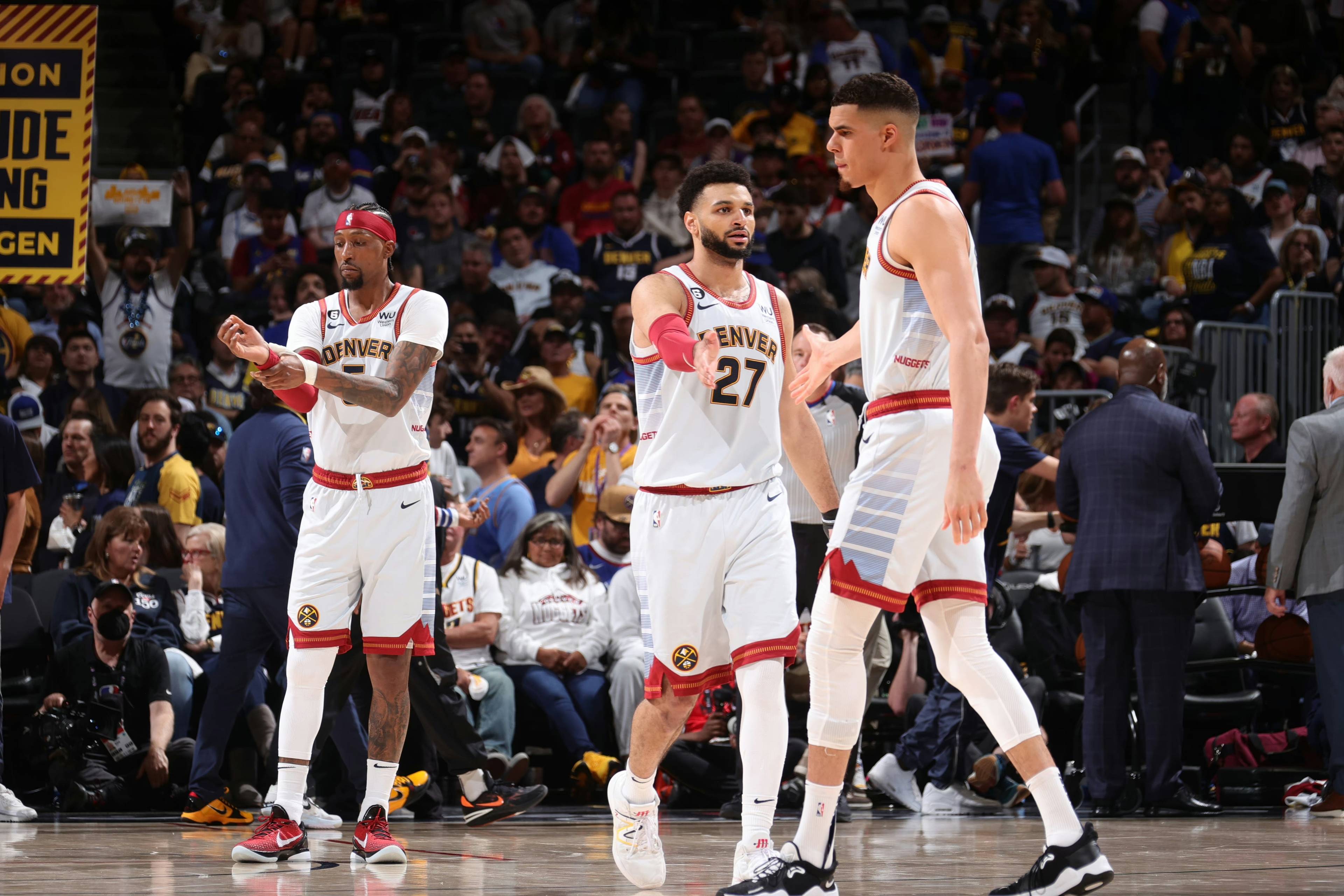 折来自中期 折来自中期